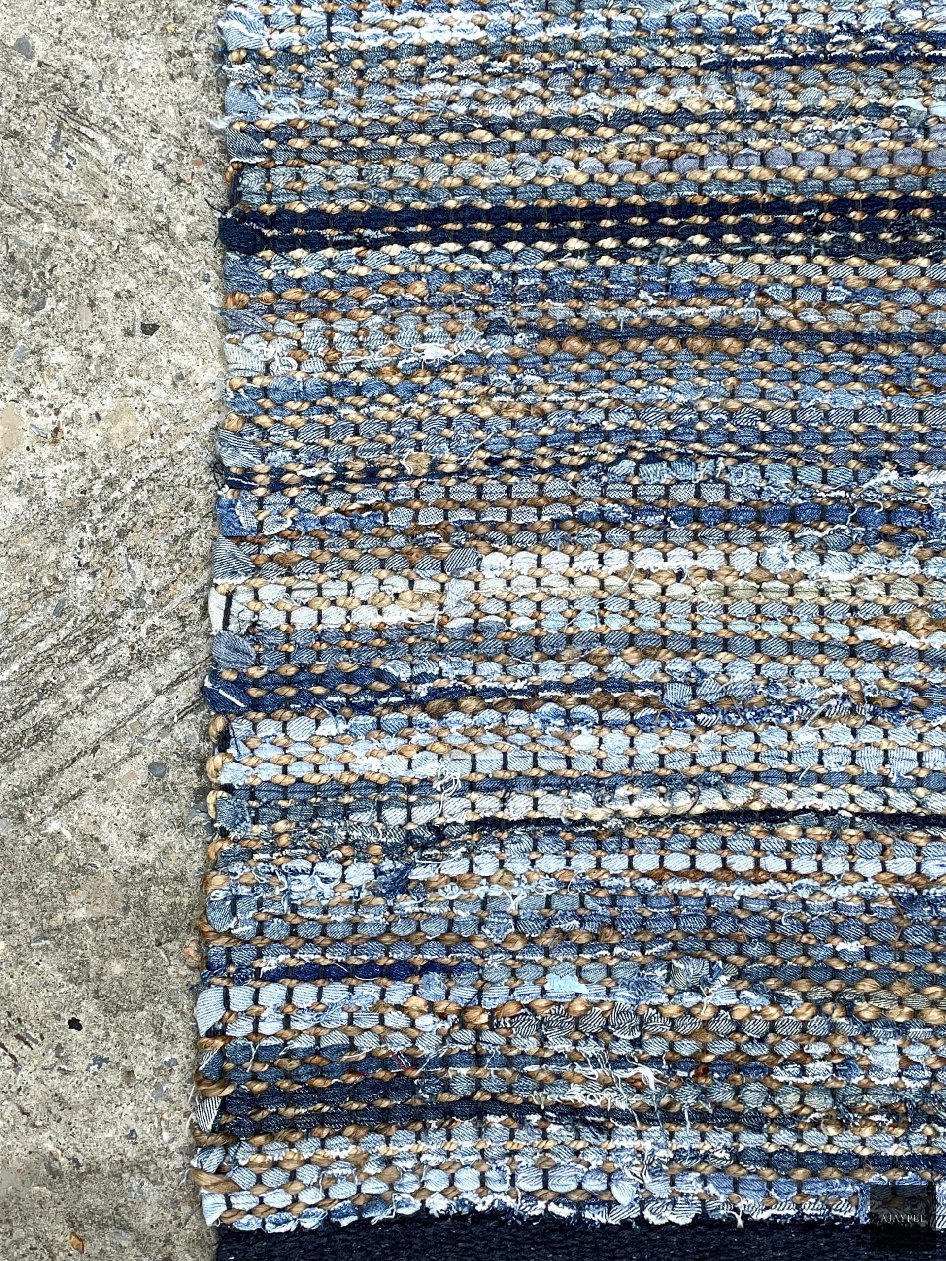 Denim & Hemp Handwoven Rug: Mezclilla - Jute - Hand Woven - Ajaypee Carpets (Thumbnail 4)