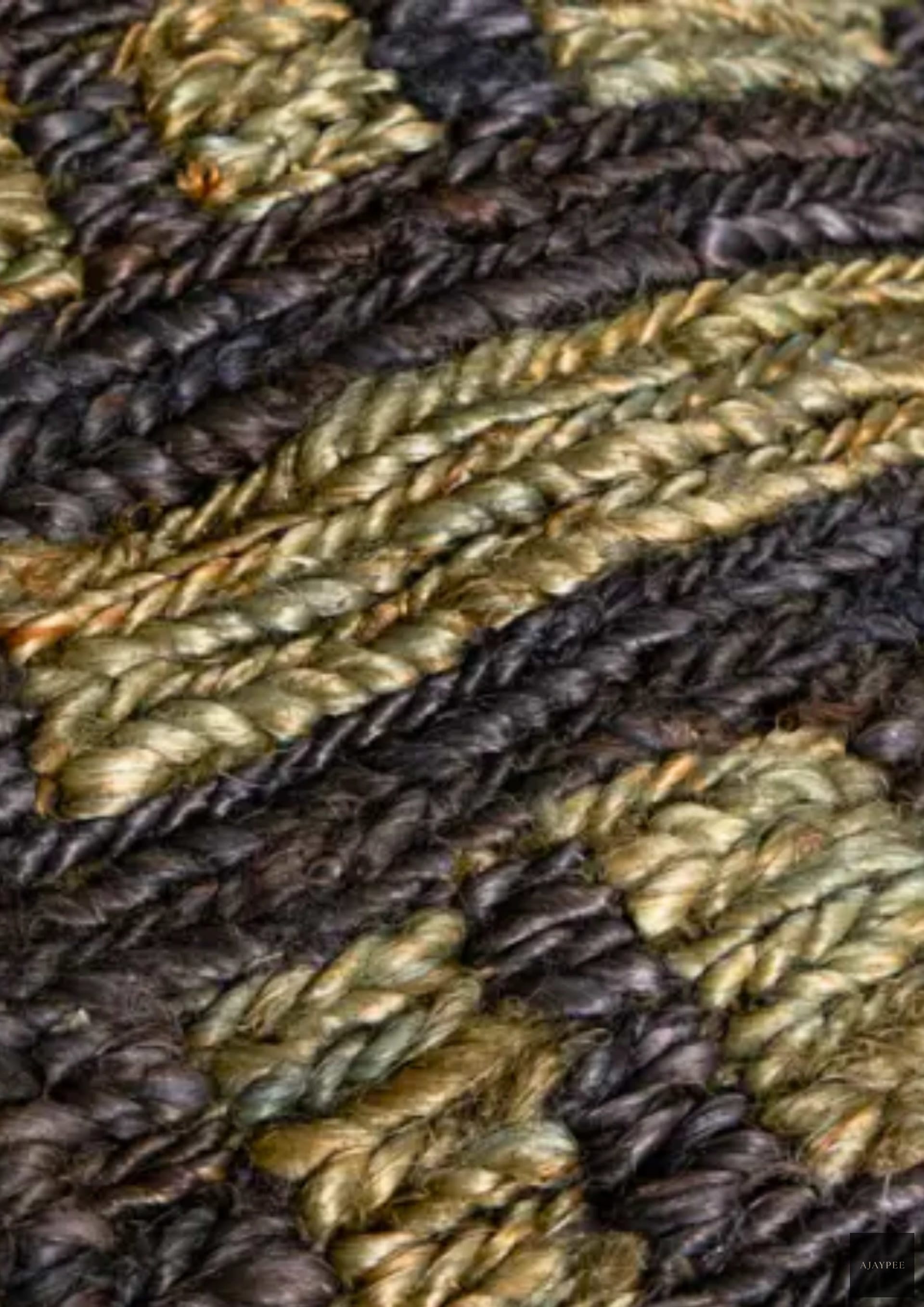 Hemp Hand Woven Rug Braided_ Liv - Jute - Hand Woven - Ajaypee Carpets (Detail)