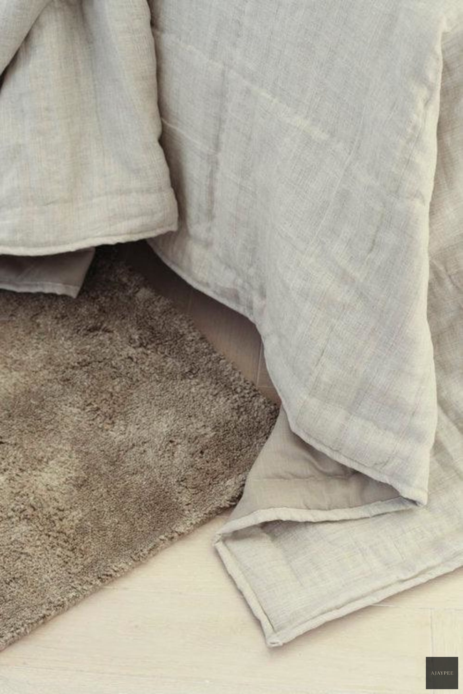 Natural Linen Bedspread - Cotton - Hand Woven - Ajaypee Carpets (Thumbnail 4)