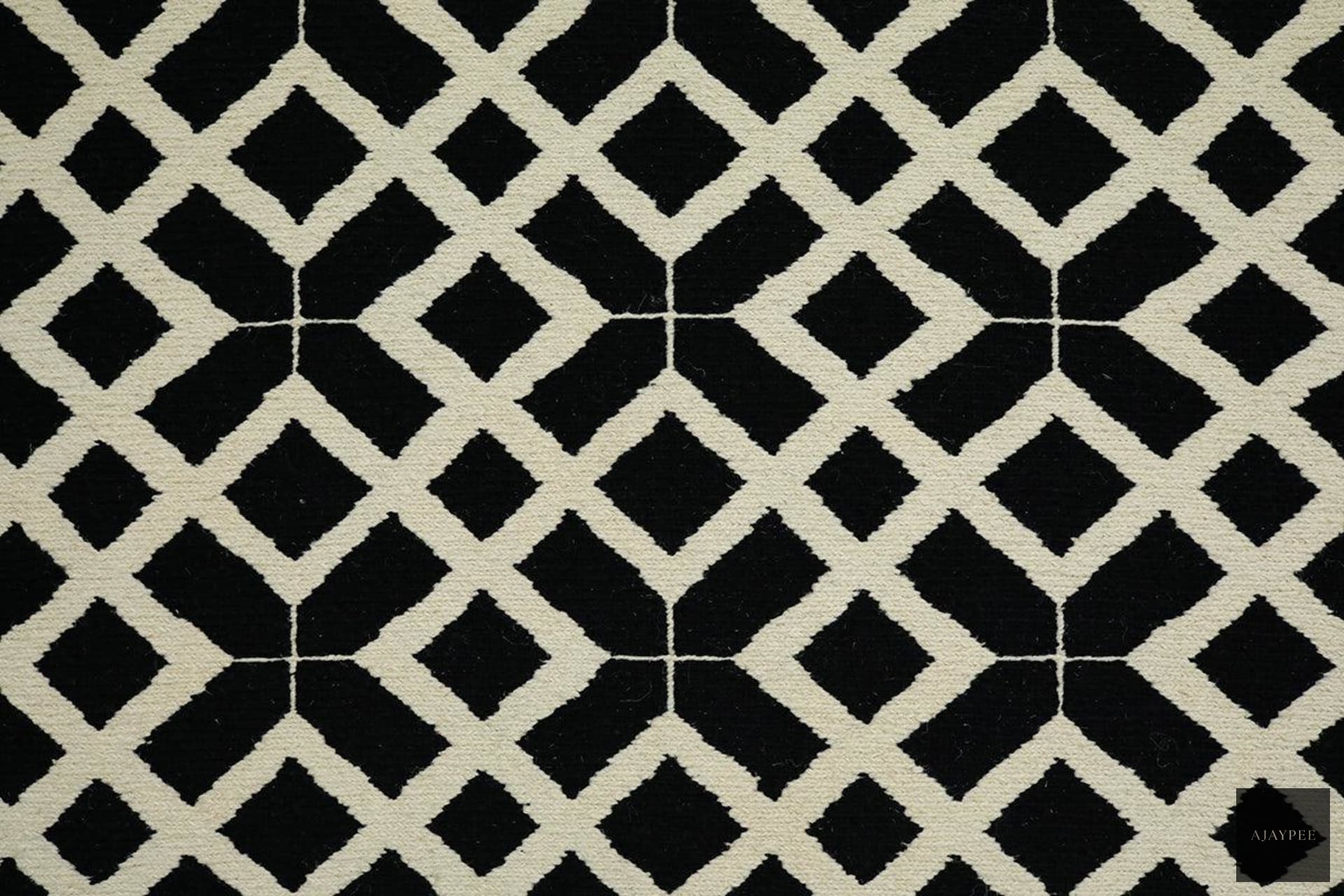 Woolen Handmade Sumak - Tex Black & White - Cotton - Flatweave - Ajaypee Carpets (Detail)