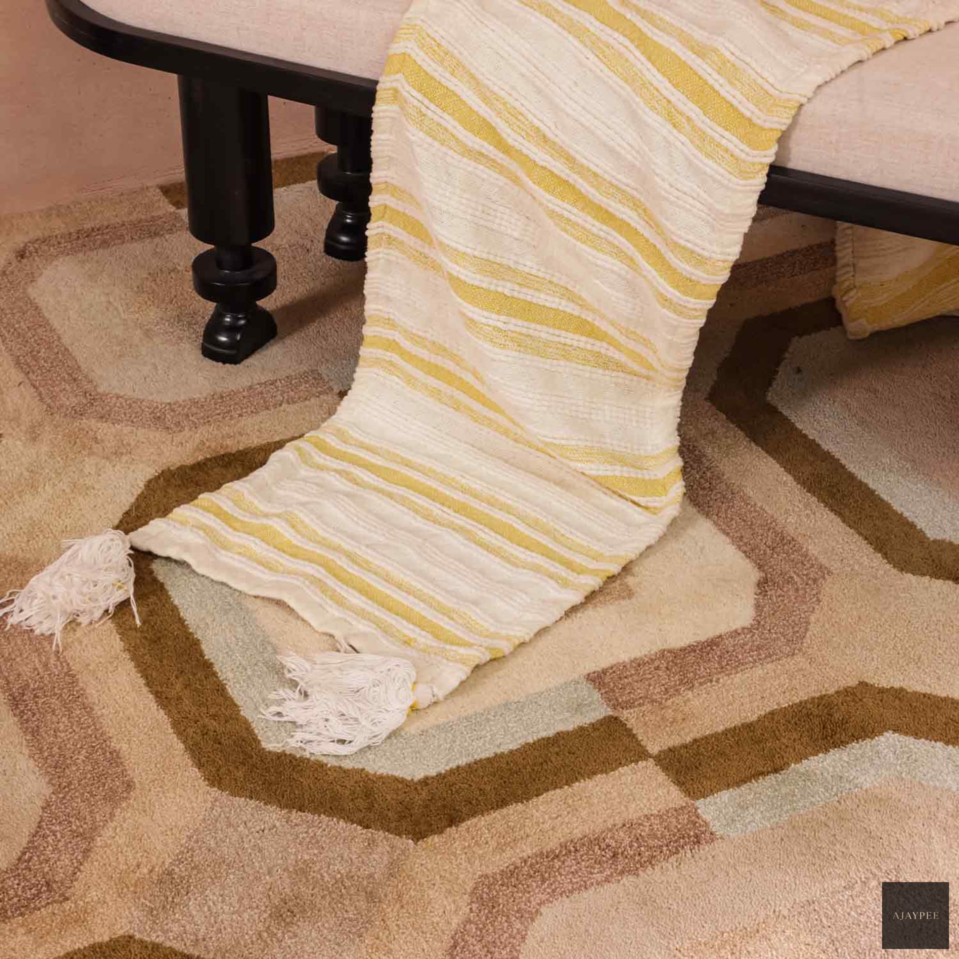 Azura Hand Tufted Woollen Rug - Cotton - Hand Tufted - Ajaypee Carpets (Thumbnail 3)