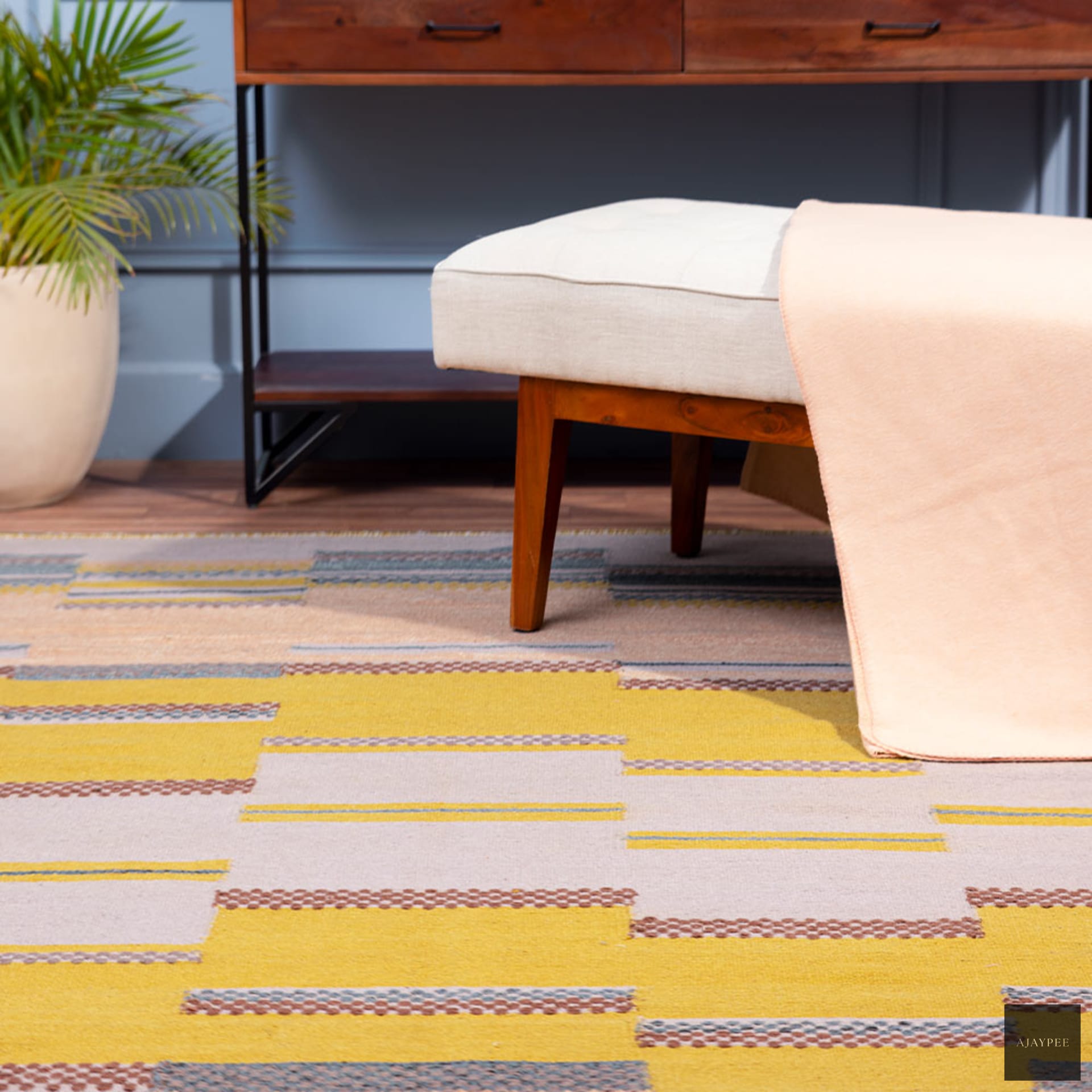 Chaitra Hand Woven Woollen Dhurrie – Wool Flatweave handmade carpet by Ajaypee Carpets