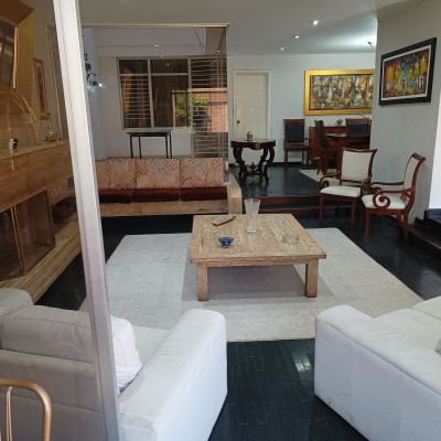 Casa con jardín para eventos inolvidables en San Borja - Imagen 5