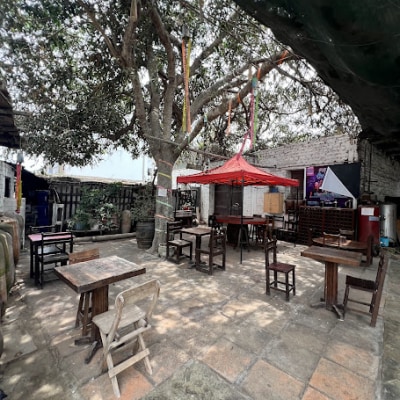 Bodega Vinícola Histórica y Oculta en Surco - Imagen 5