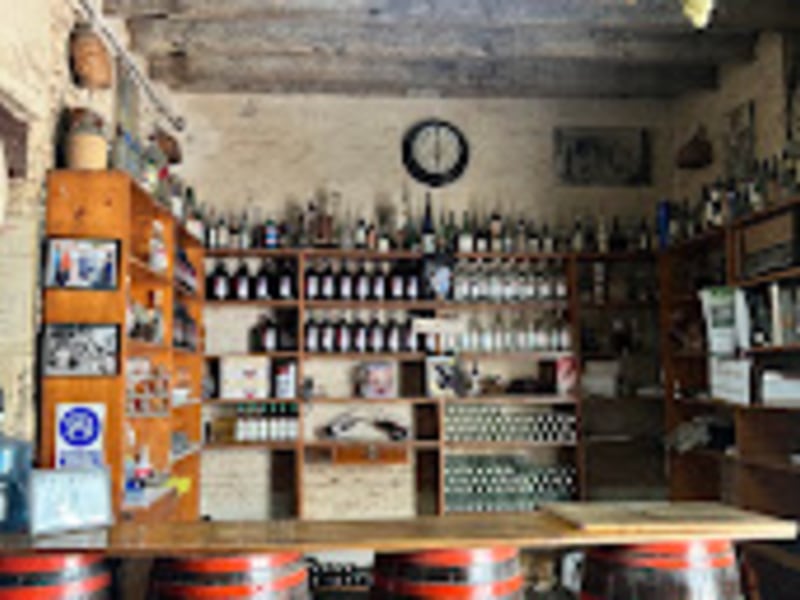 Bodega Vinícola Histórica y Oculta en Surco - Imagen 4 de 5