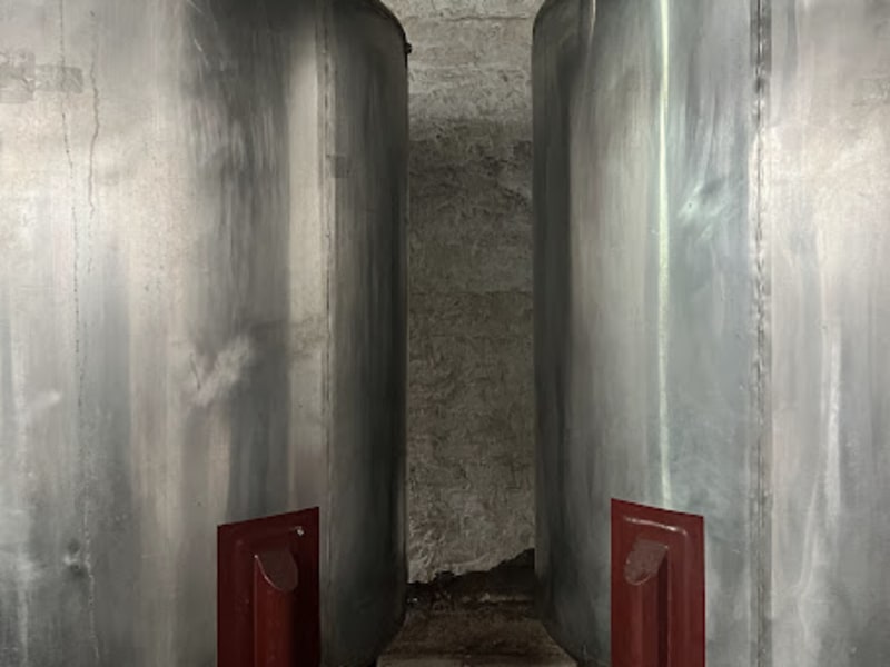 Bodega Vinícola Histórica y Oculta en Surco - Imagen 3 de 5