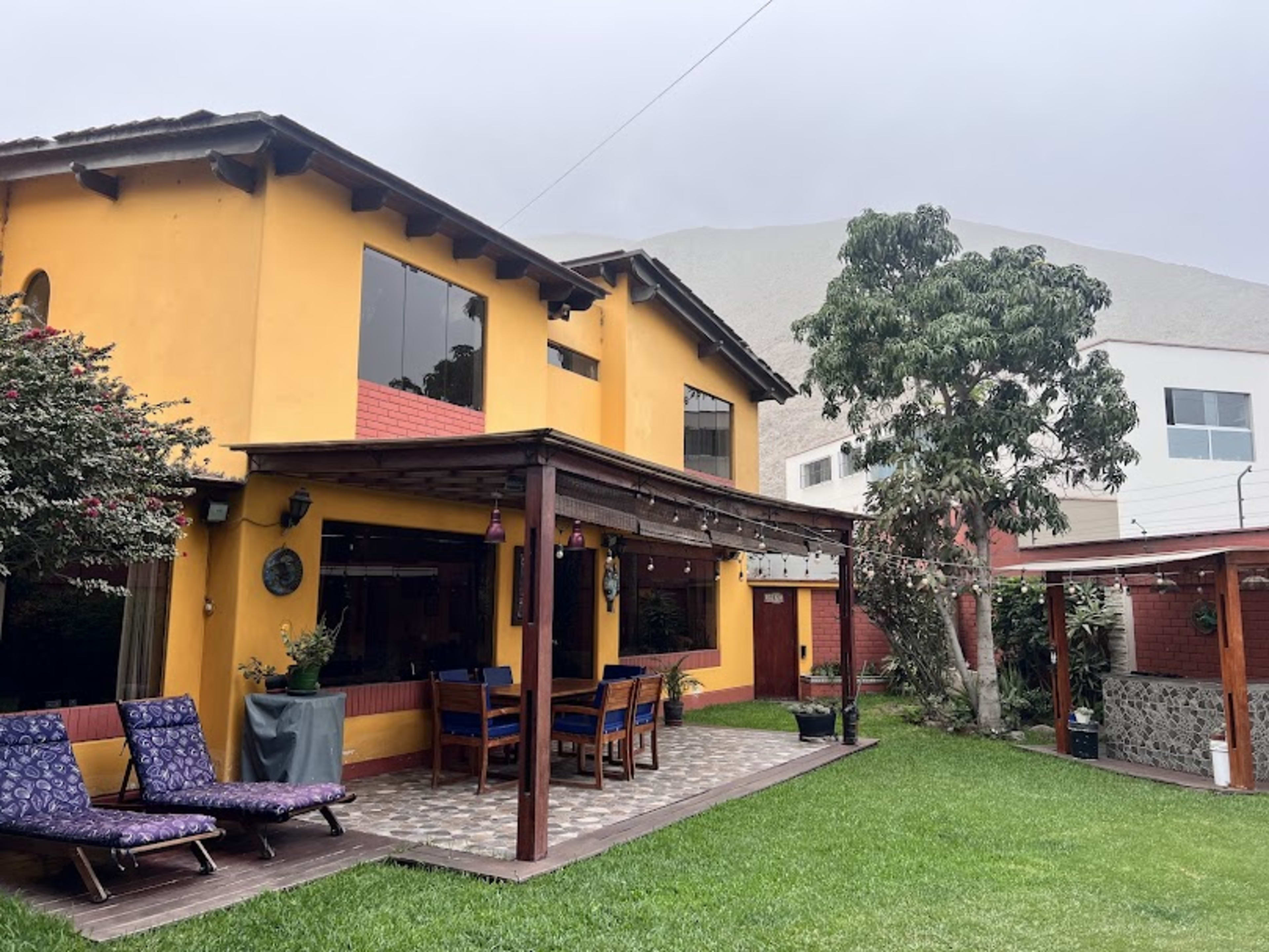 Casa Rústica y Campestre con jardín y piscina en Sol de la Molina