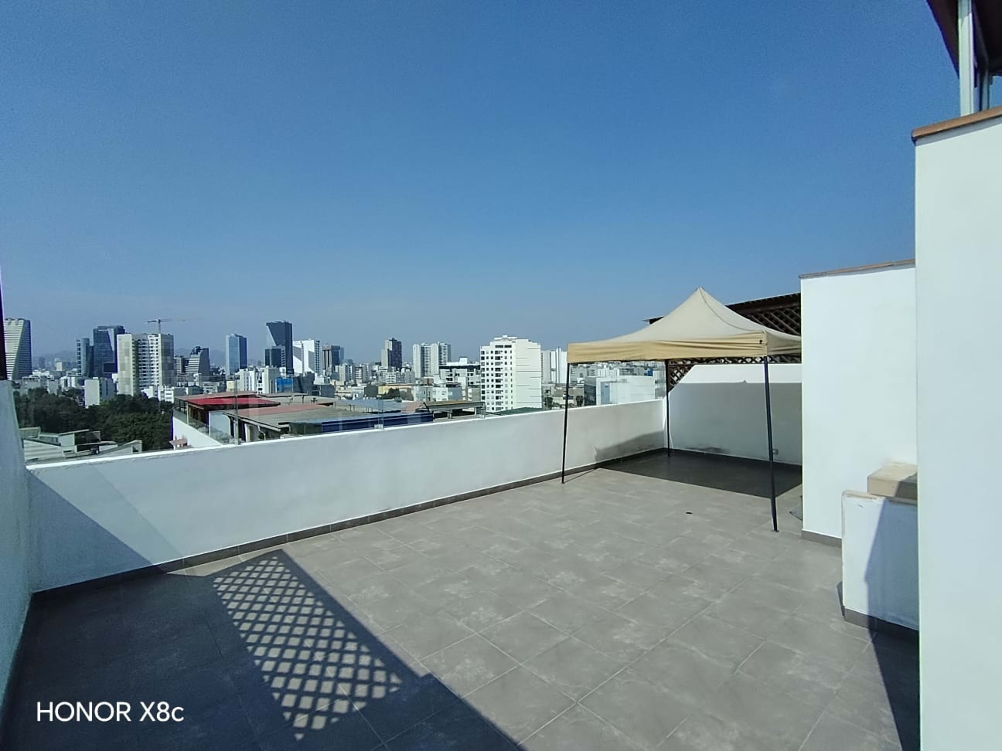 Rooftop en Surquillo con vista al centro financiero