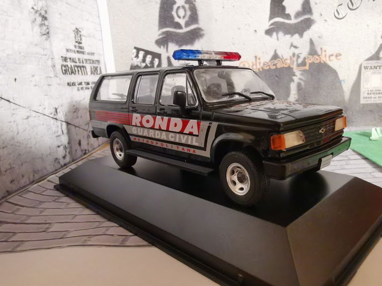 Chevrolet Chevrolet Veraneio 1/43 diecast Local Police — Guarda Civil Metropolitana de São Paulo Brazil