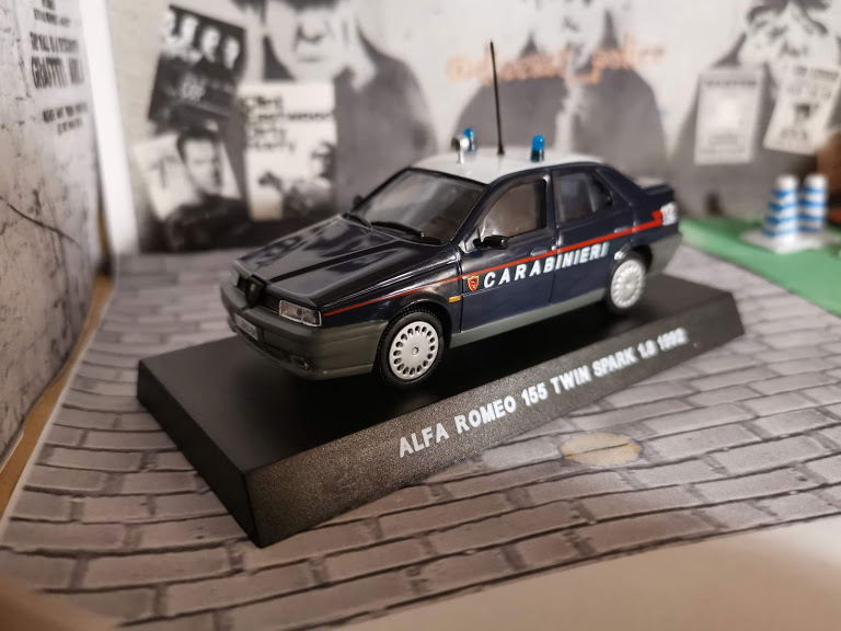 Alfa Romeo Alfa Romeo 155 Twin Spark 1.8 1/43 diecast Gendarmerie — Carabinieri Italy