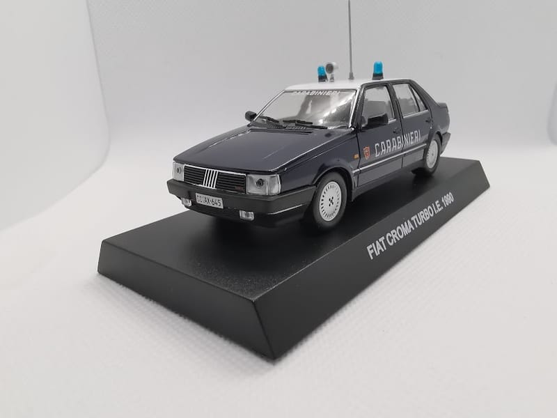 Fiat Fiat Croma Turbo 1/43 diecast Gendarmerie — Carabinieri Italy