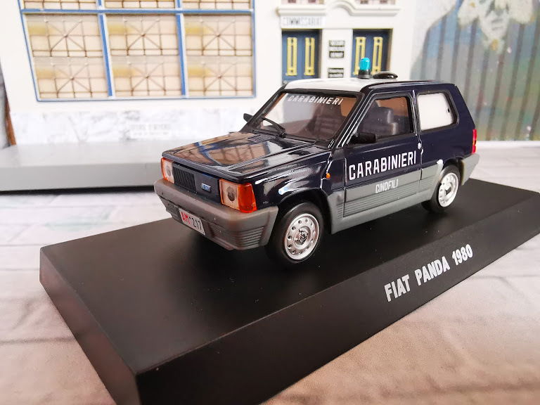 Fiat Fiat Panda 45 Cinofili 1/43 diecast Gendarmerie — Carabinieri Italy
