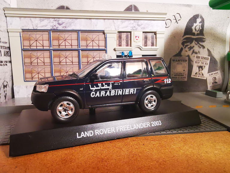 Land Rover Land Rover Freelander 1/43 diecast Gendarmerie — Carabinieri Italy