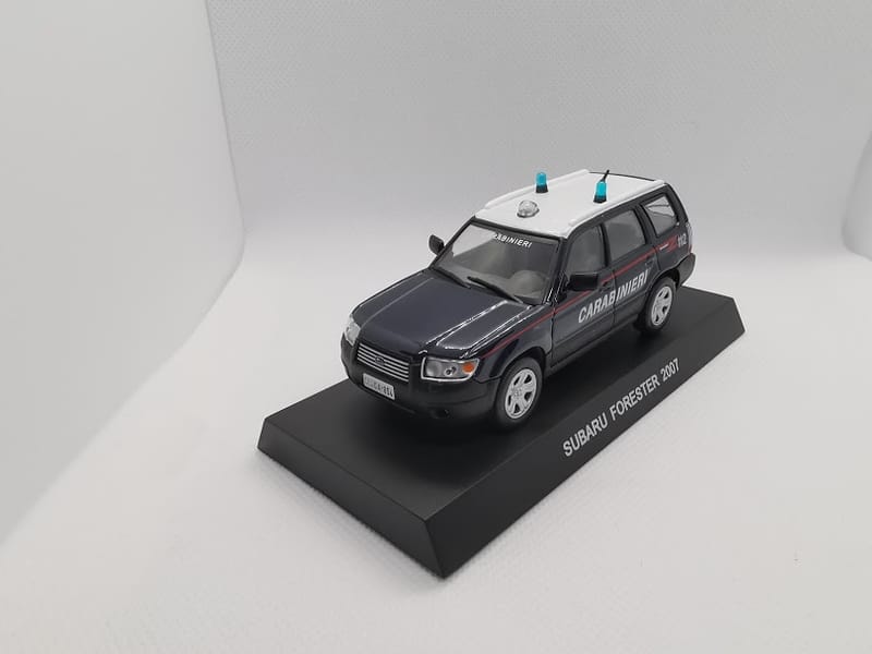Subaru Subaru Forester 1/43 diecast Gendarmerie — Carabinieri Italy