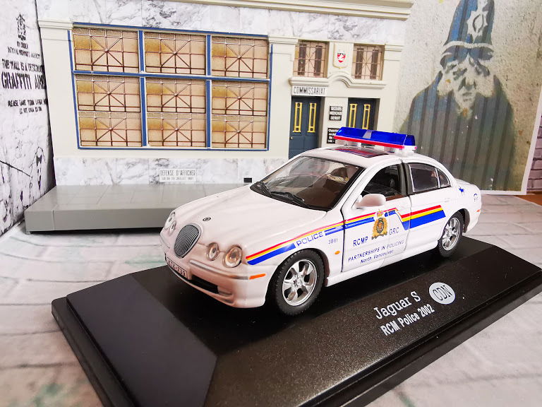 Jaguar Jaguar S 1/43 diecast Gendarmerie — Royal Canadian Mounted Police Canada