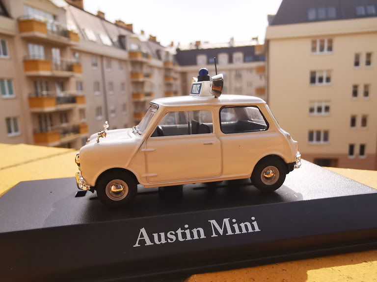 Austin Austin Mini 1/43 diecast Regional Police — Police Service of Northern Ireland (PSNI) United Kingdom