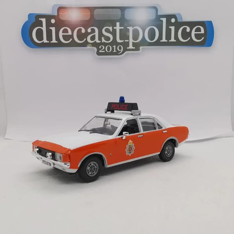 Ford Ford Consul 3000 GT 1/43 diecast Regional Police — Lancashire Constabulary United Kingdom