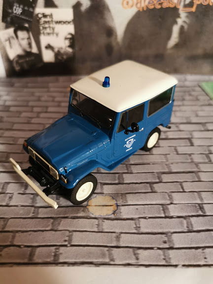 Toyota Toyota Land Cruiser Fj40 1/43 diecast Police — Ελληνική Αστυνομία Greece