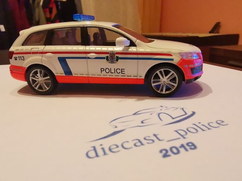 Audi Audi Q7 1/43 diecast Police — Grand Ducal Police Luxembourg