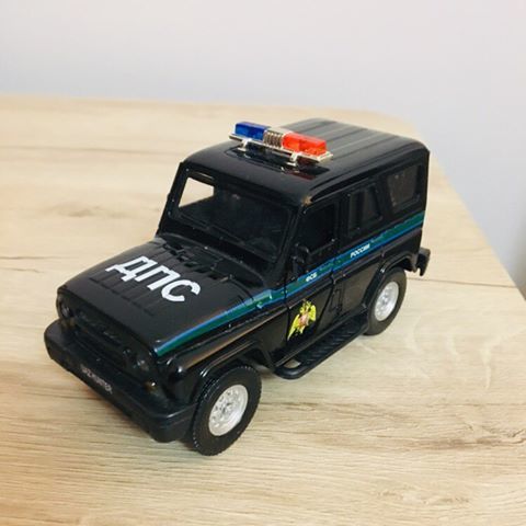 UAZ Uaz Hunter 1/43 diecast National Guard — National Guard of Russia(Rosgvardiya) Russia
