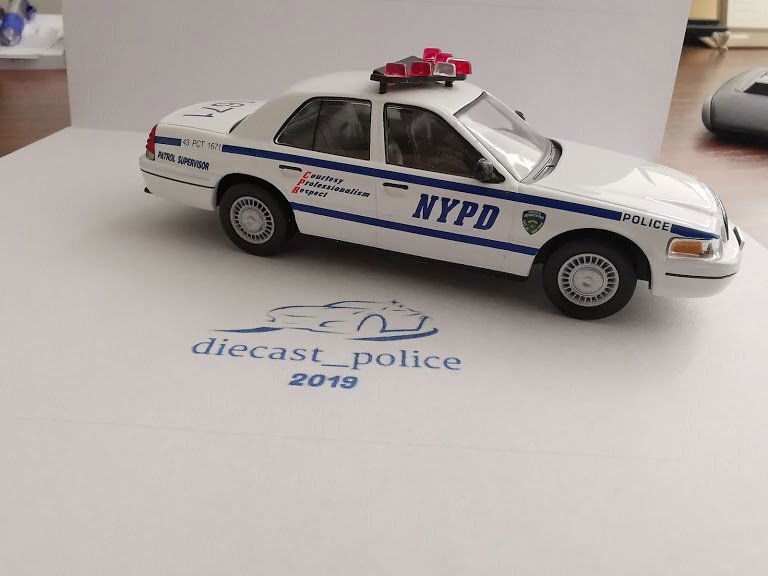 Ford Ford Crown 1/43 diecast Police — New York City Police Department United States
