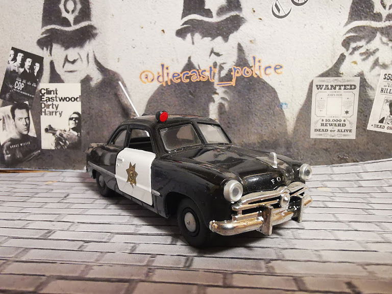 Ford Ford Coupé 1/43 diecast Regional Police — California Highway Patrol United States