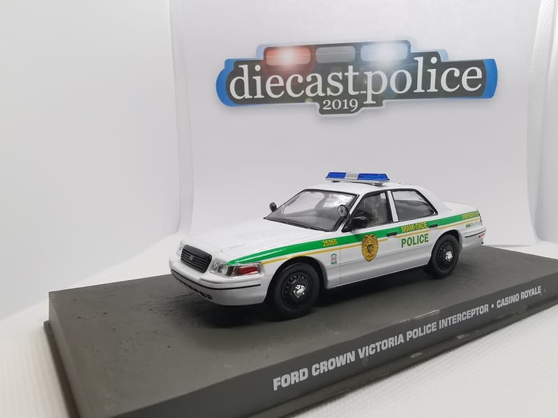 Ford Ford Crown Victoria 1/43 diecast Police — Miami Police Department United States