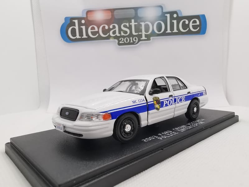 Ford Ford Crown Victoria 1/43 diecast Regional Police — California Highway Patrol United States