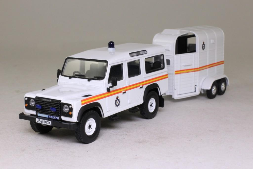 Land Rover Land-Rover 110 Defender 1/43 diecast Police — Parks Police - Royal Borough of Kensington and Chelsea United Kingdom