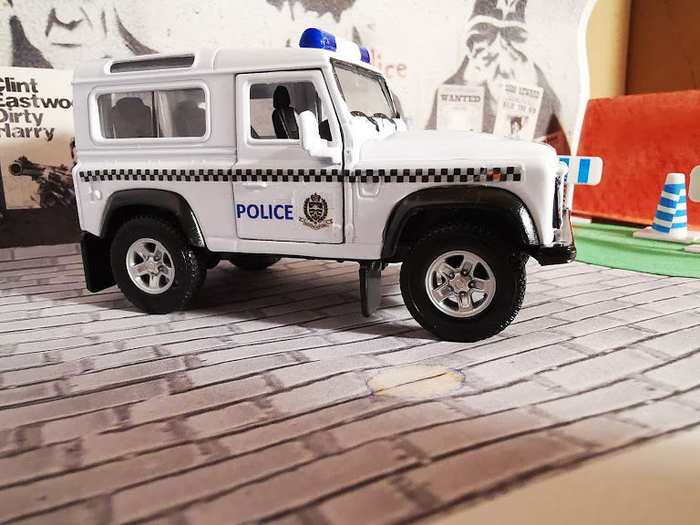 Land Rover Land Rover Defender 90 1/32 diecast Police — Royal Police Force of Antigua and Barbuda Antigua and Barbuda