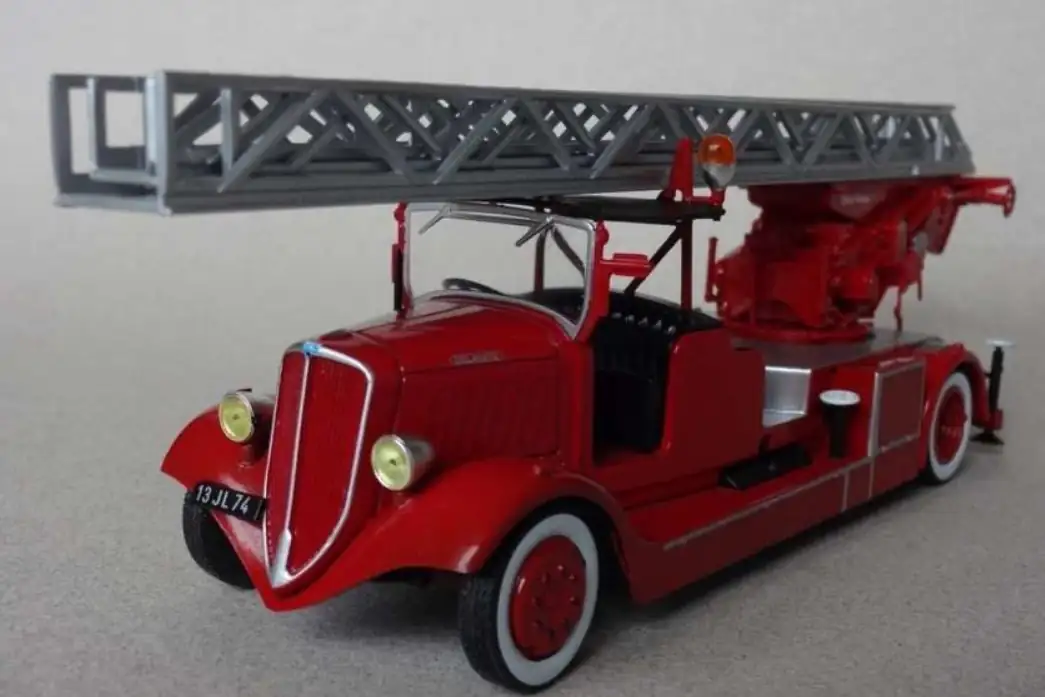 Delahaye Magirus Delahaye Type 103 1/43 diecast Fire — Sapeurs-Pompiers France