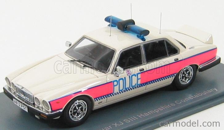 Jaguar JAGUAR - XJ SERIES III 1/43 diecast Regional Police — Hampshire and Isle of Wight Constabulary United Kingdom