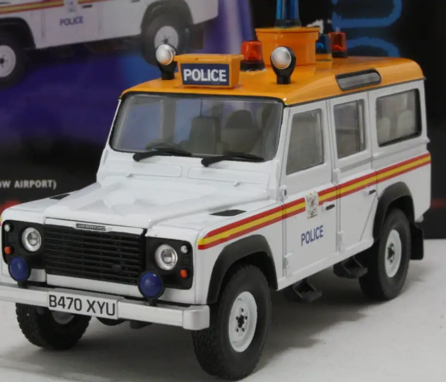Land Rover Land Rover Defender 110 1/43 diecast Regional Police — Metropolitan Police United Kingdom