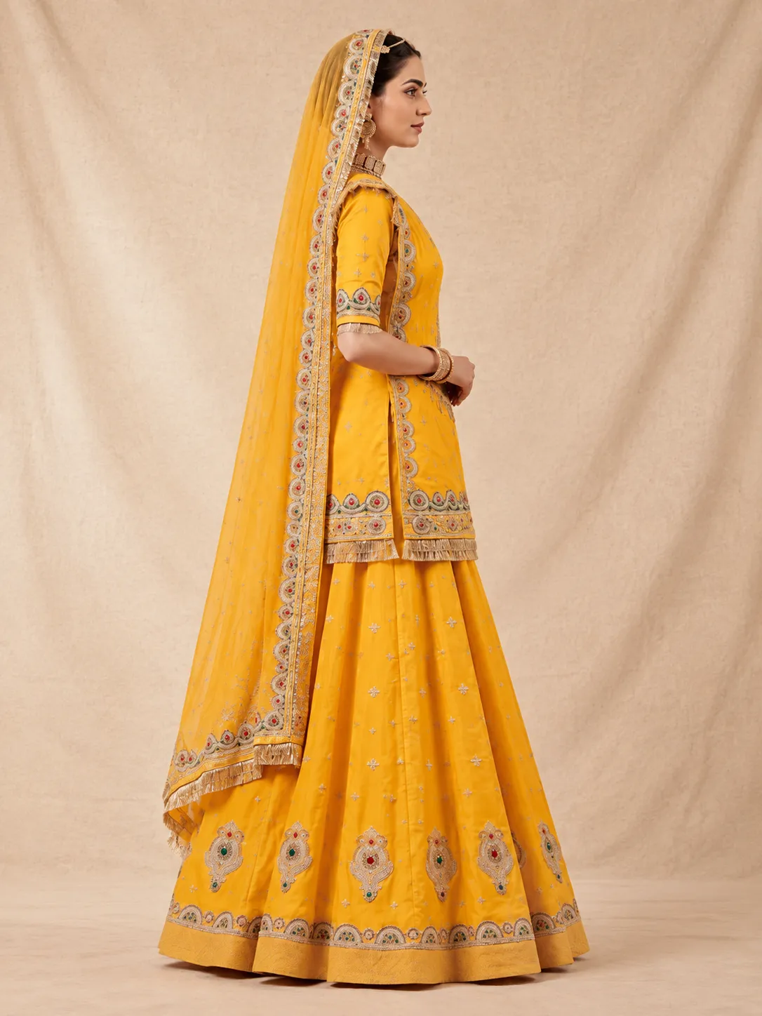 Kesariya Sunehri Poshak Rajputi poshak – Georgette with Heavy Kundan Work – view 3