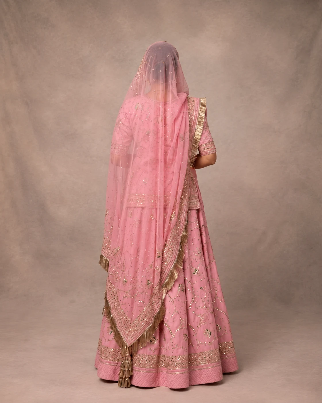 Gulabi Noor Poshak Rajputi poshak – half pure material thumbnail angle 3