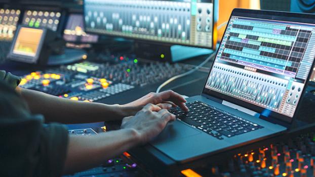 Professional DJ Production, Recording & Career Development