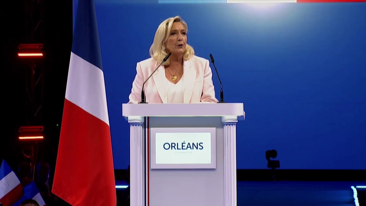 Congrès du Rassemblement national : Marine Le Pen esquisse sa stratégie de rassemblement à Orléans