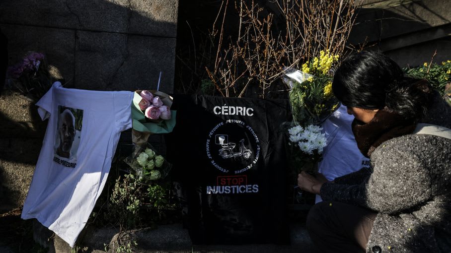 Mort de Cédric Chouviat : trois policiers jugés à Paris pour homicide involontaire