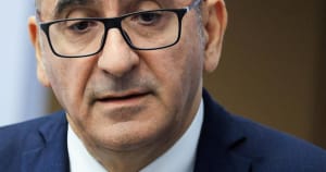 Violences du 17 octobre : Laurent Nuñez présente sa démission, refusée par Emmanuel Macron