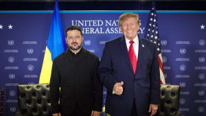 Ukraine : Donald Trump suggère un changement d'interlocuteur à Kyiv pour négocier la paix