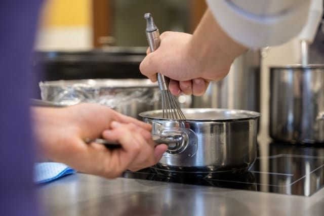 Harcèlement d’un commis handicapé : le tribunal de Clermont-Ferrand examine l’affaire
