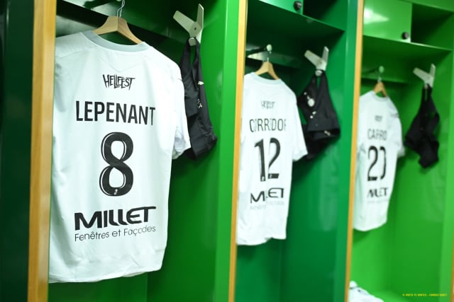 Ligue 2 : le FC Nantes de Grégory Poirier défie l’AS Saint-Étienne au Chaudron