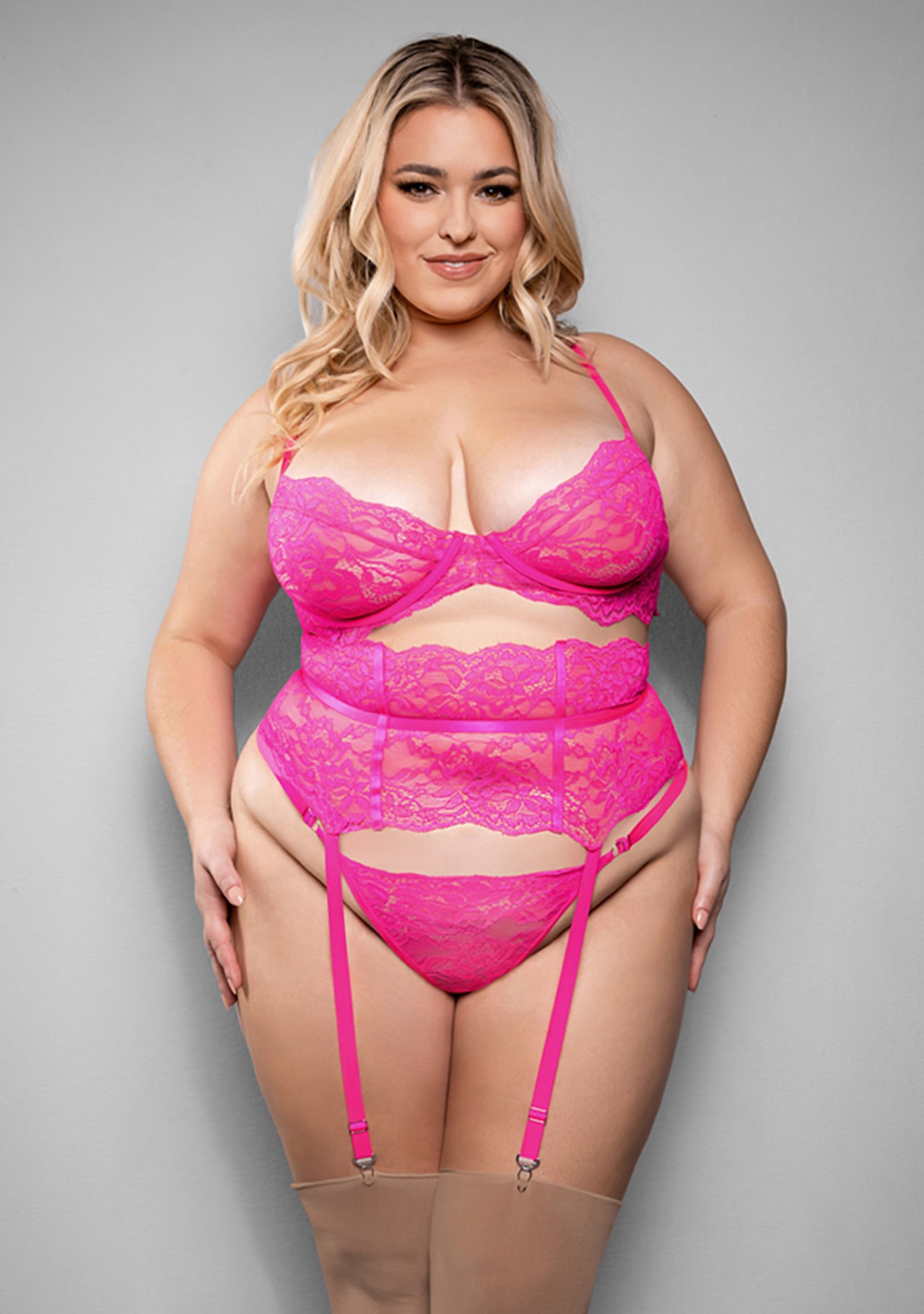 Juliette 3-Piece Bra, Garter Belt and Panty - 3X/4X