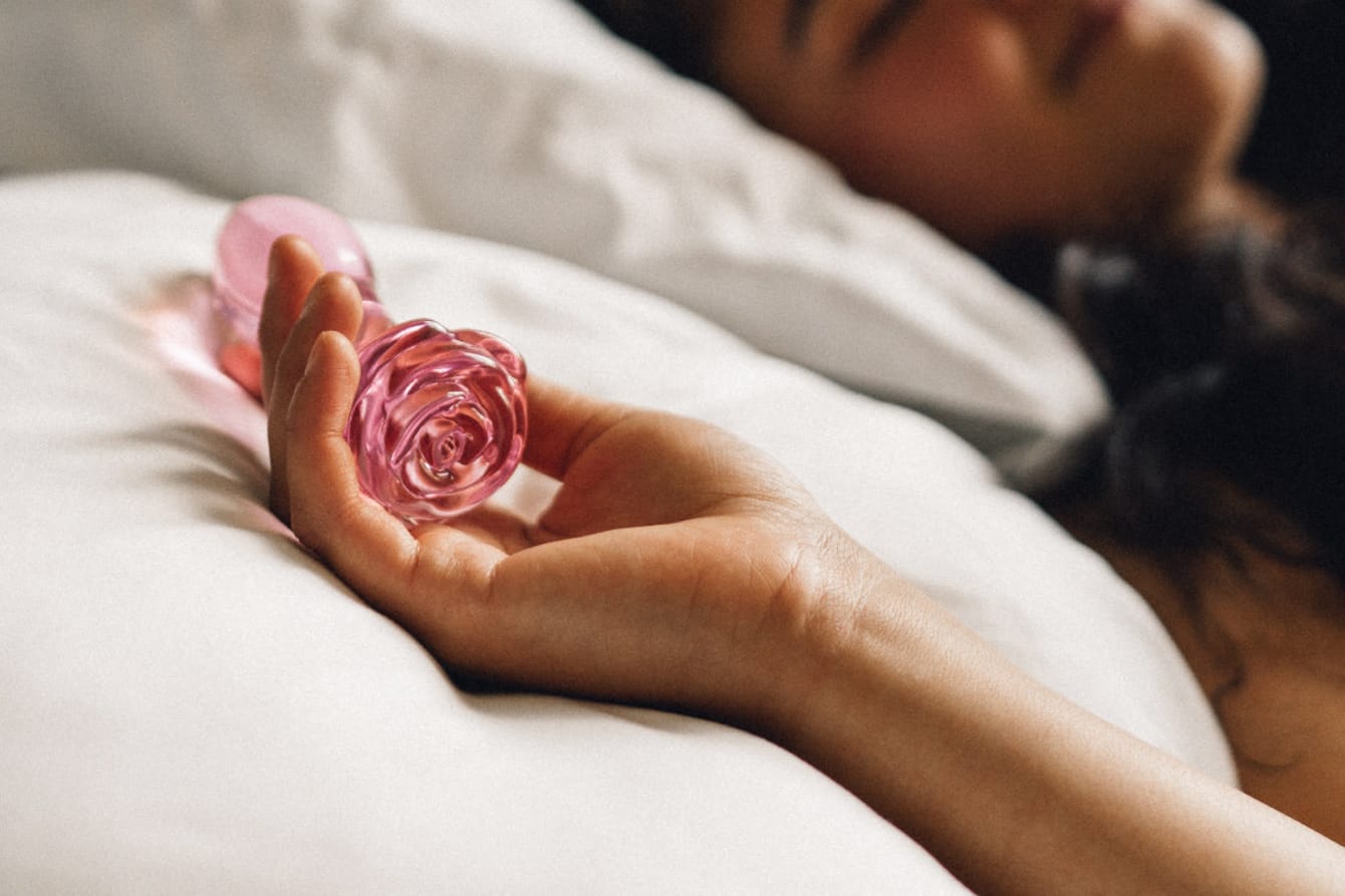 TEMPERATURE PLAY 101: A GUIDE TO THE HOTTEST SEX TOYS