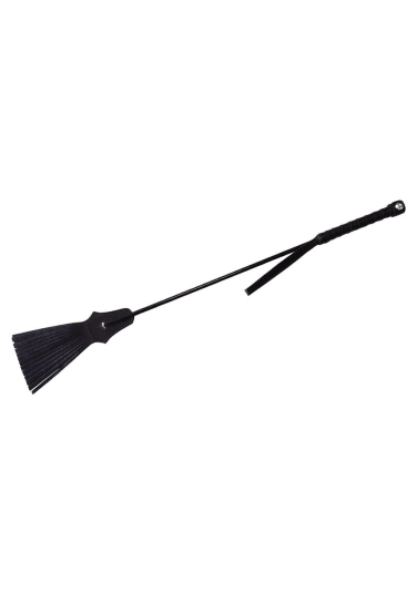 Rouge Tasseled Riding Crop