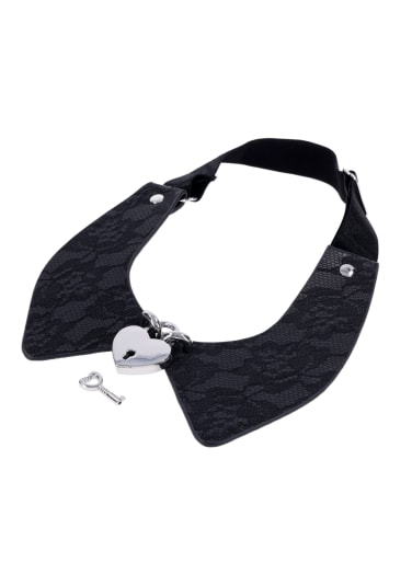 Heartbound Lace Day Collar