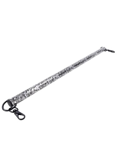 Lace Spreader Bar