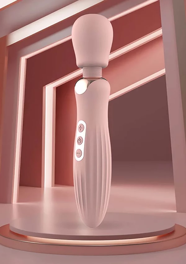 Show image 4