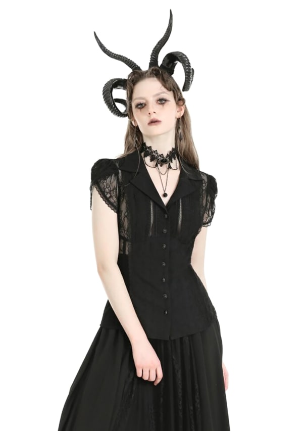 Show image 3