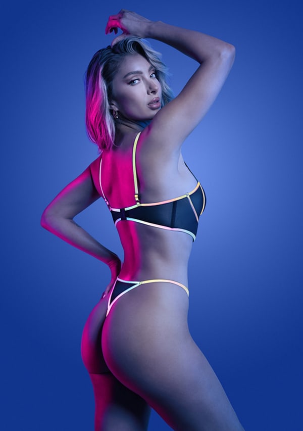 Show image 2